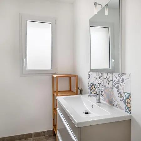 Maison Recente En Bord De - 15m De La *