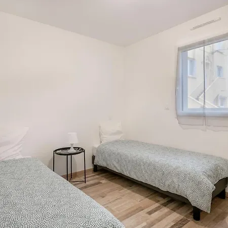 Maison Recente En Bord De - 15m De La