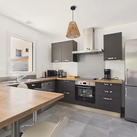 Maison Recente En Bord De - 15m De La *