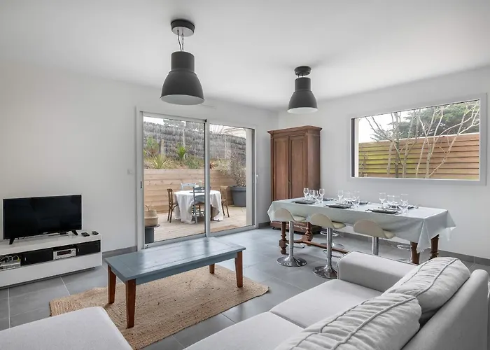 Hébergement de vacances Maison Récente En Bord De - 15m De La *